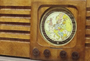 VEF radio